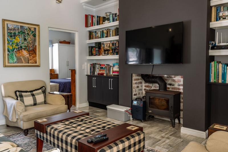 To Let 3 Bedroom Property for Rent in Whale Rock Gardens Western Cape